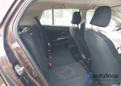 2011 Scion Xd из США, поврежденный, VIN JTKKU4B48B1013931